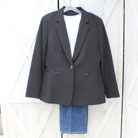 Tahari Jackets & Blazers - Tahari Black Pinstripe Single Button Blazer 14